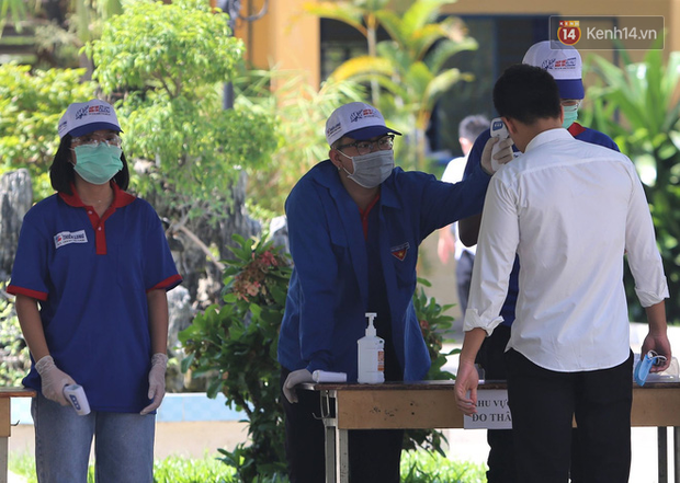 Ngày thi thứ 2 kỳ thi tốt nghiệp THPT đợt 2: Thí sinh tiếp tục thi môn tổ hợp-3