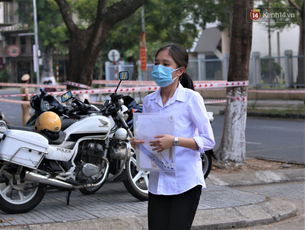 Ngày thi thứ 2 kỳ thi tốt nghiệp THPT đợt 2: Thí sinh tiếp tục thi môn tổ hợp-5