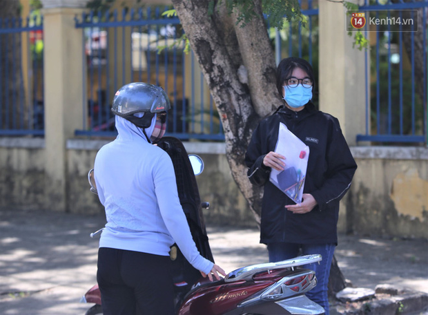 Ngày thi thứ 2 kỳ thi tốt nghiệp THPT đợt 2: Thí sinh tiếp tục thi môn tổ hợp-9