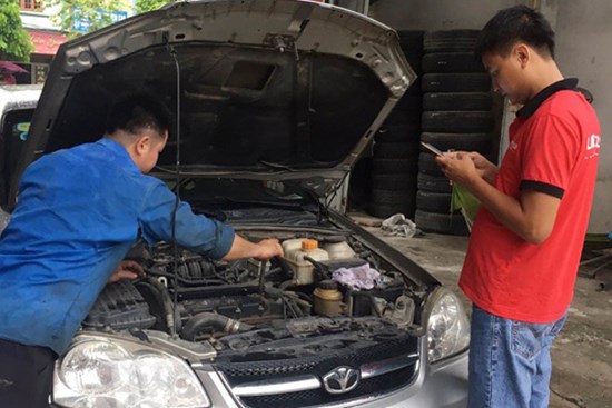 Đi sửa ô tô, nhận hoá đơn thanh toán “sốc”