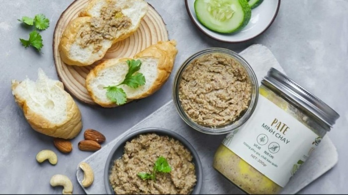 Hàng nghìn hộp pate Minh Chay còn ngoài thị trường-1
