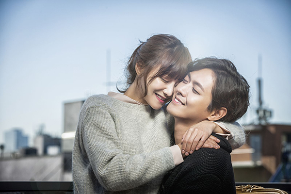 Bất lực không tân hôn nổi với vợ, anh trai rỉ tai để anh giúp tôi liền gật đầu và cái kết kịch tính-1