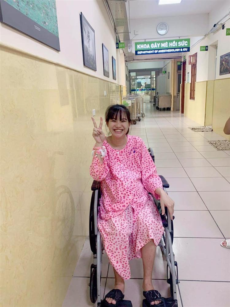 Mang thai 3 cực hiếm gặp, mẹ 9x bụng rạn chi chít ai cũng sợ không vác nổi, đẻ xong còn khủng khiếp hơn-3