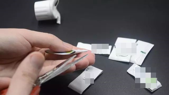 Đừng vội vứt tuýp kem đánh răng đã qua sử dụng đi, nó có thể giúp bạn tiết kiệm rất nhiều tiền trong một năm-2