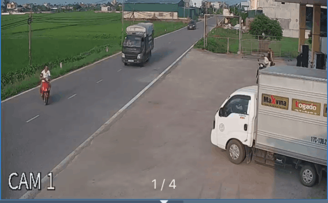 CLIP: Cái nhìn hững hờ của người đàn ông và pha cọ lưng khiến tất cả lạnh người-1