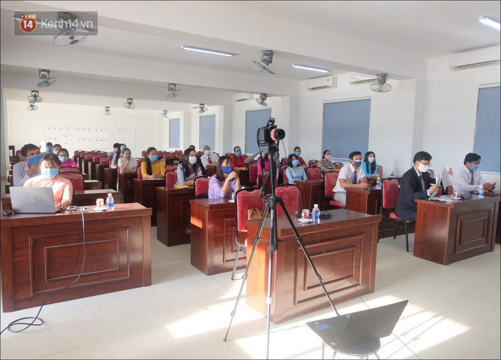 Nữ hiệu trưởng tại Đà Nẵng: 30 năm đi dạy, lần đầu tiên khai giảng không có học sinh-13