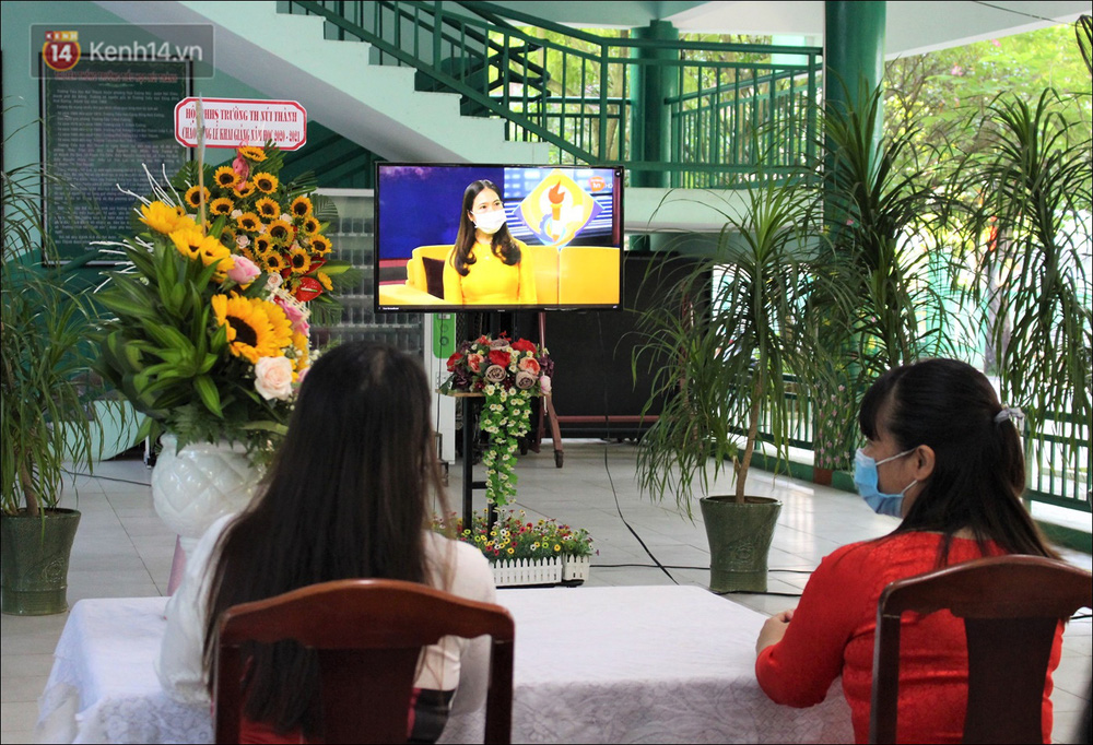 Nữ hiệu trưởng tại Đà Nẵng: 30 năm đi dạy, lần đầu tiên khai giảng không có học sinh-9