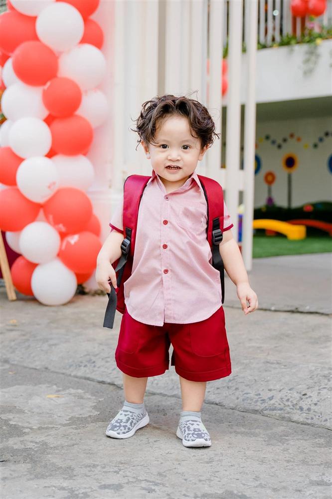 Con trai Đức Thịnh - Thanh Thúy khóc nức nở ngày đầu tiên đi mẫu giáo-4