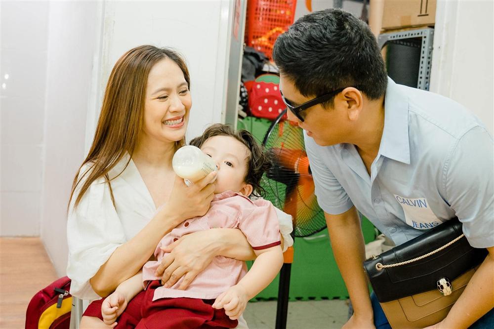 Con trai Đức Thịnh - Thanh Thúy khóc nức nở ngày đầu tiên đi mẫu giáo-10