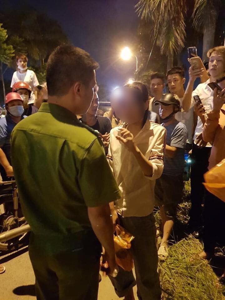 Bắc Ninh: Con gái bỏ nhà đi, bố mẹ tìm thấy hô bắt cóc khiến cộng đồng mạng dậy sóng-1