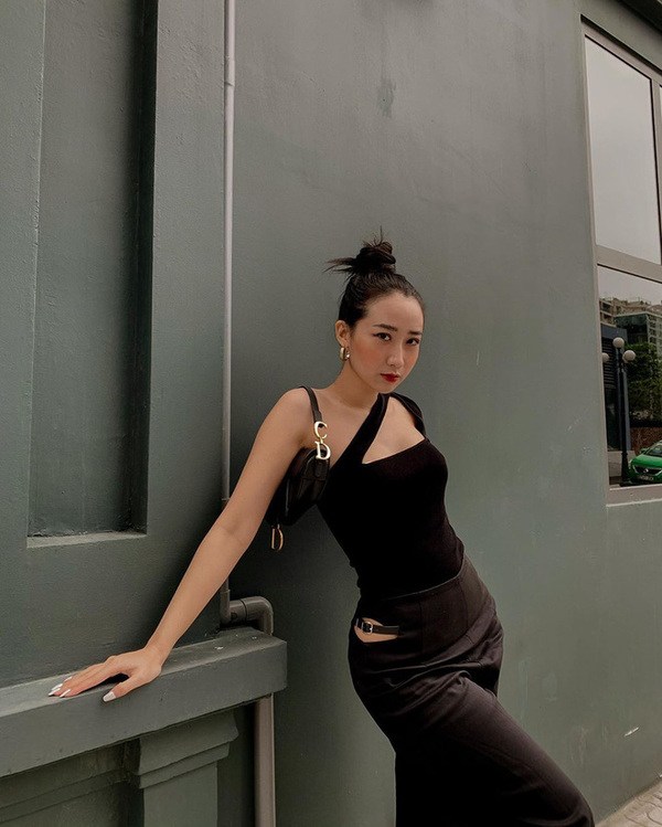 Cô gái làm dân tình hiểu lầm không mặc đồ ra đường, hoá ra là hotgirl có tiếng trên MXH-8