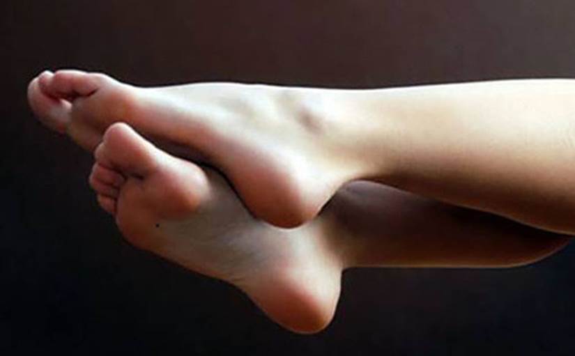 Nếu bỗng dưng thấy bàn chân có 5 sự thay đổi này, coi chừng cơ thể đang mắc trọng bệnh và cần được giải cứu lập tức-1