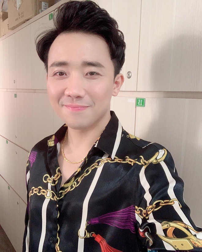 Ăn diện hết sức bảnh bao, Trấn Thành vẫn bị dân tình nghi trộm vòng cổ của vợ-8