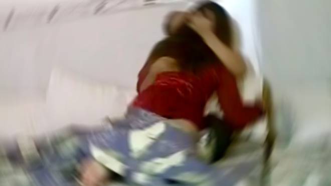 Khiển trách trưởng phòng GD&ĐT ôm nữ giáo viên tại nhà riêng-1