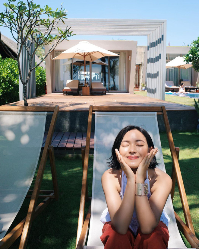 Chăm massage với cây lăn của giới nhà giàu nên da Châu Bùi luôn căng đét, chị em xem xong sẽ muốn đu theo-3