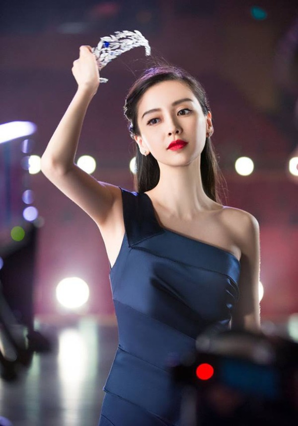 Cú đổi chiều 180 độ của Angela Baby - Huỳnh Hiểu Minh: Vợ sự nghiệp xuống dốc, chồng vượt mặt thần tốc-5