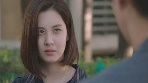 Đi xin việc gặp bạn gái cũ làm lao công ở đó tôi mỉa mai em, nhưng lúc người phụ nữ này xuất hiện thì tái mặt run sợ-1