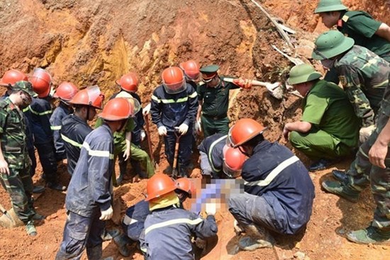 Phú Thọ: Khởi tố vụ án sập công trình khiến 4 người tử vong