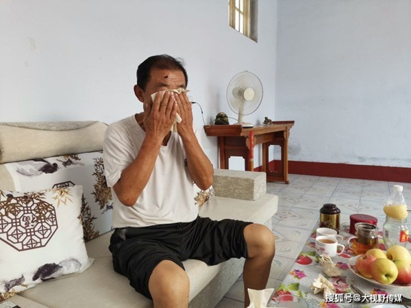 Vụ mất tích kỳ lạ của cậu bé 10 tuổi khiến ai cũng hoang mang, 18 năm sau mới phát hiện ra chân tướng là tội ác của người thân-2