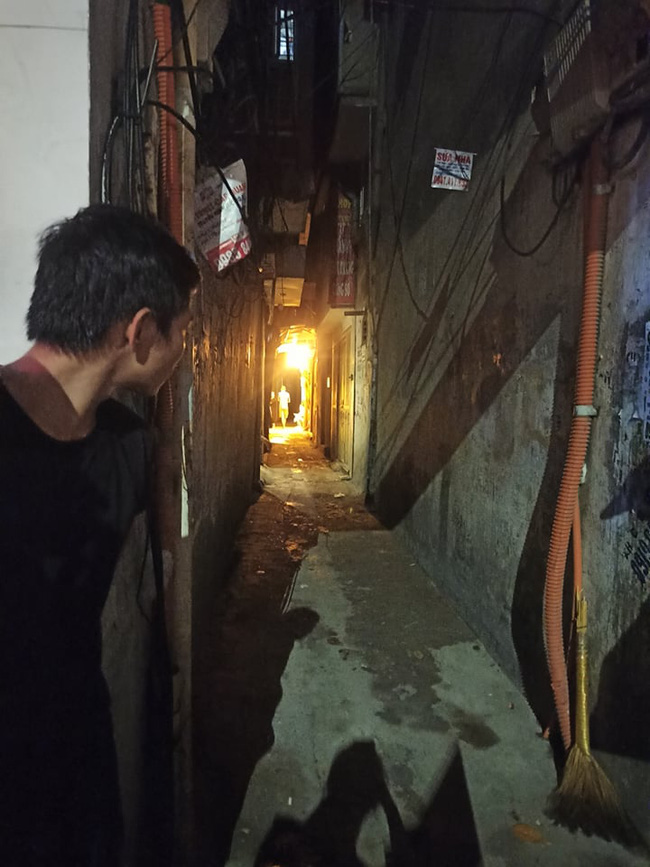 NÓNG: Vây bắt đối tượng bạo hành dã man con gái 6 tuổi ở Bắc Ninh ngay trong đêm khi đang lẩn trốn tại Hà Nội-4