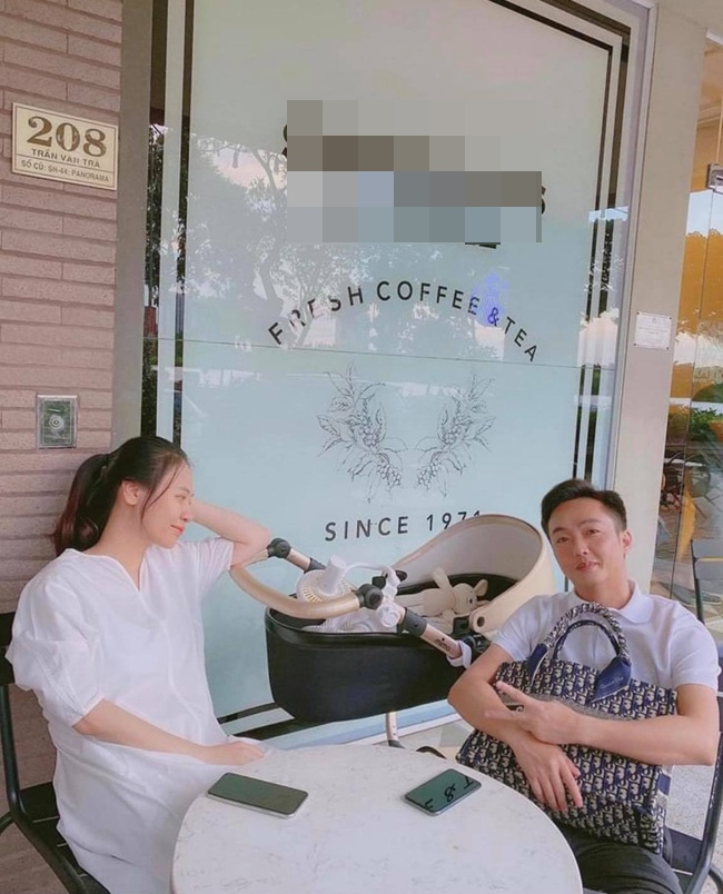 Đàm Thu Trang chính thức lộ vóc dáng sau 1 tháng sinh con khiến nhiều người bất ngờ-3