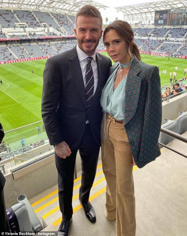 Báo Mỹ đưa tin vợ chồng David Beckham nhiễm COVID-19 do dự tiệc từ tháng 3, kéo theo 2 nhân viên đi cùng dương tính-3