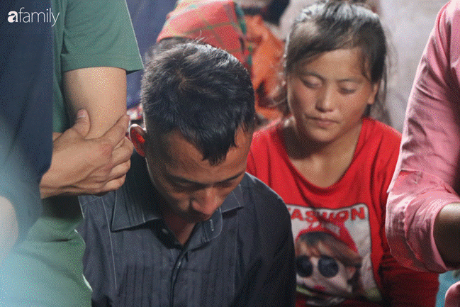 Nghẹn lòng đám tang 3 em nhỏ tử vong trong vụ sập cổng trường ở Lào Cai: Không ngờ bát mì tôm trứng lại là bữa ăn cuối cùng của con-8