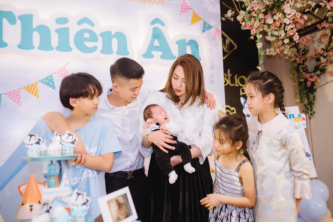 Mẹ Thái Nguyên sinh mổ lần 5 vì quá nghiện con, có lần đang mổ thì gặp trục trặc nên bị y tá liên tục tát vào mặt-10