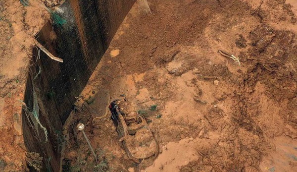 Chùm ảnh về siêu bão Haishen mạnh kỷ lục càn quét Nhật Bản và Hàn Quốc: Cuồng phong đi qua, còn hoang tàn ở lại-2