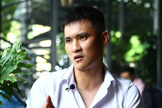 Công Vinh: 'Tôi sốc khi ông Riedl qua đời'