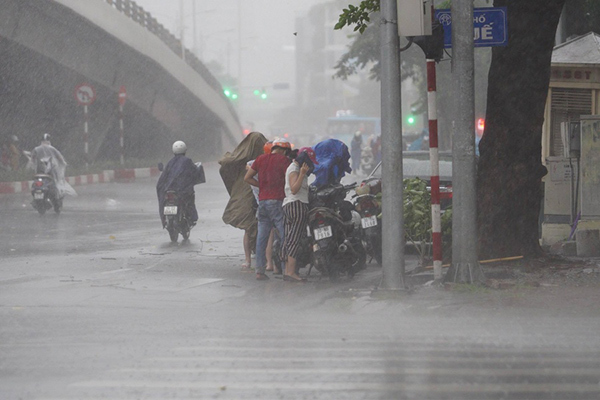 Dự báo thời tiết 9/9, Hà Nội có mưa rào và giông-1
