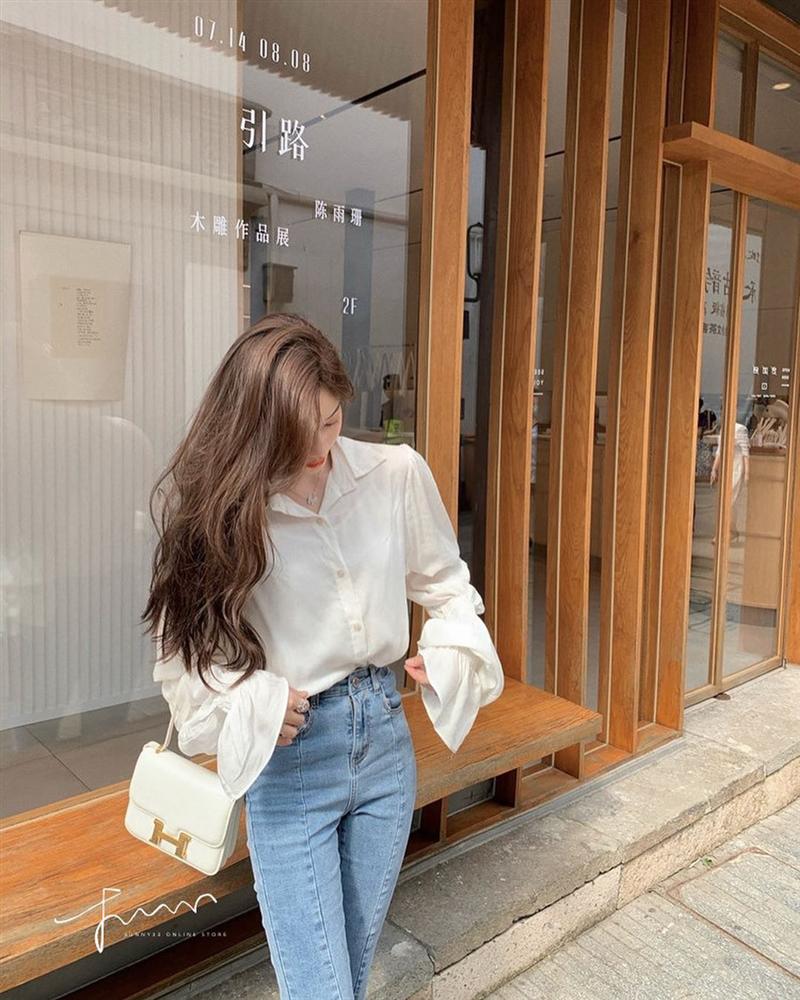 Sắm áo blouse, bạn sẽ triển được ngay 6 chiêu mix đồ yểu điệu, sang xịn thôi rồi-1