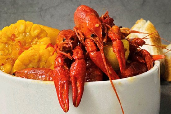 Cấm nhập hàng sống, tôm hùm đất bỗng 