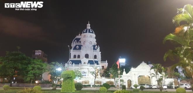 Đại gia xăng dầu Ngô Văn Phát vừa bị bắt giàu cỡ nào?-1