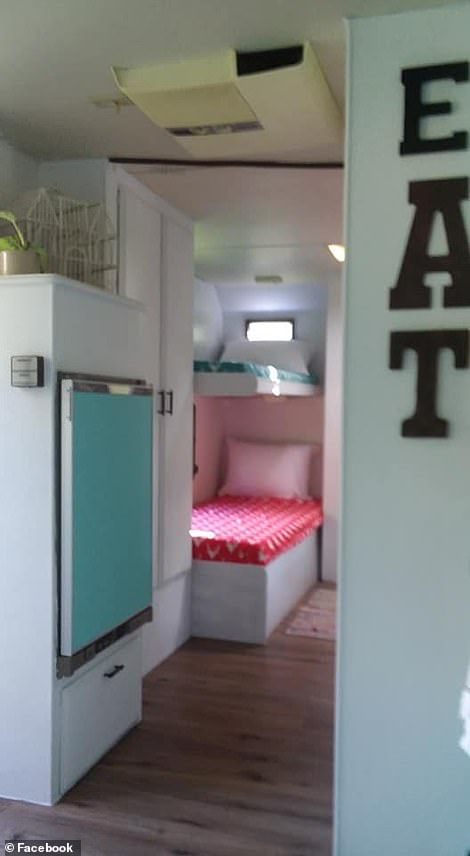 Tài không đợi tuổi: Cô bé 11 tuổi tự lên kế hoạch mua và cải tạo xe cắm trại cũ thành nhà riêng với chi phí chỉ 20,7 triệu đồng-13