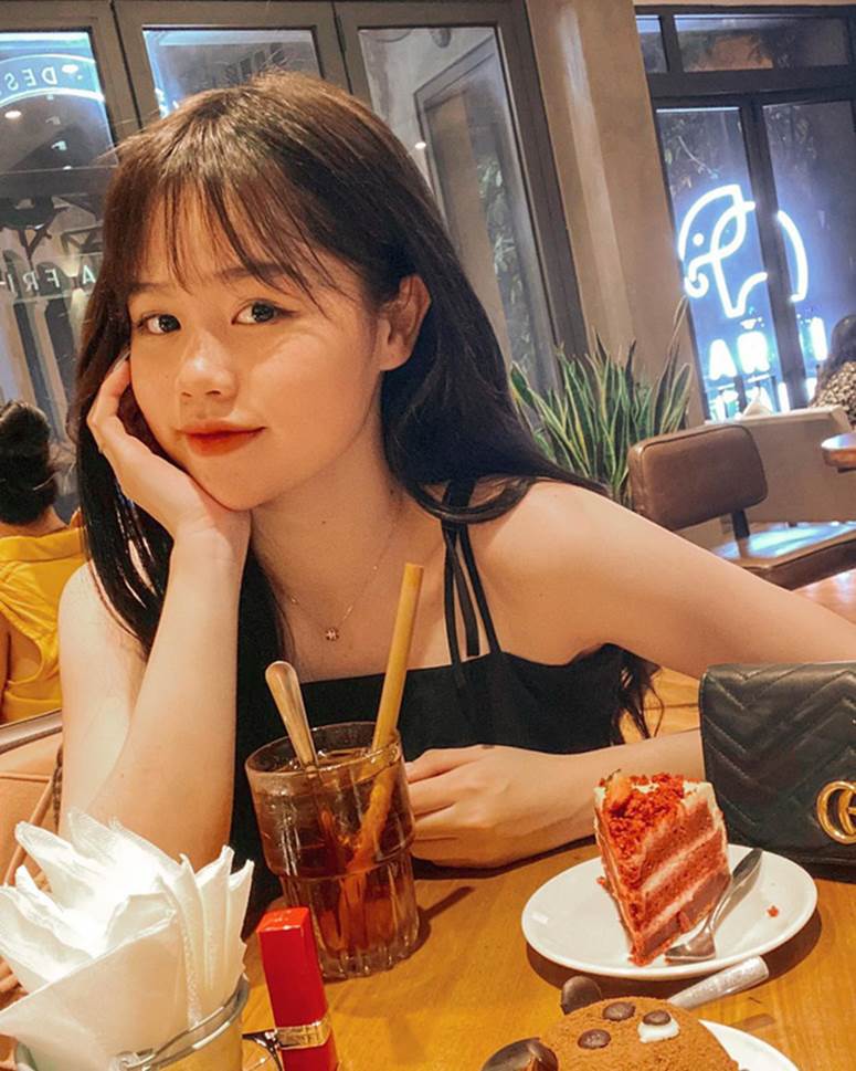 Mặc bikini bị kì thị ngoại hình, bạn gái Quang Hải đăng hẳn clip xéo xắt kẻ không ưa mình-7