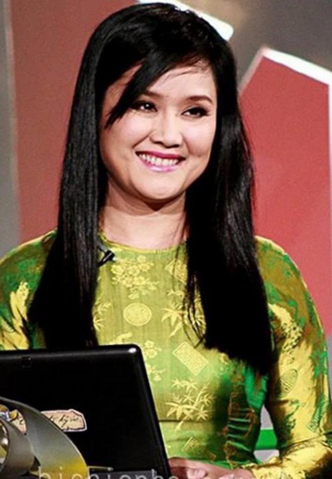 Nhan sắc của nhà báo Thu Uyên từ khi còn là BTV thời sự của VTV-7