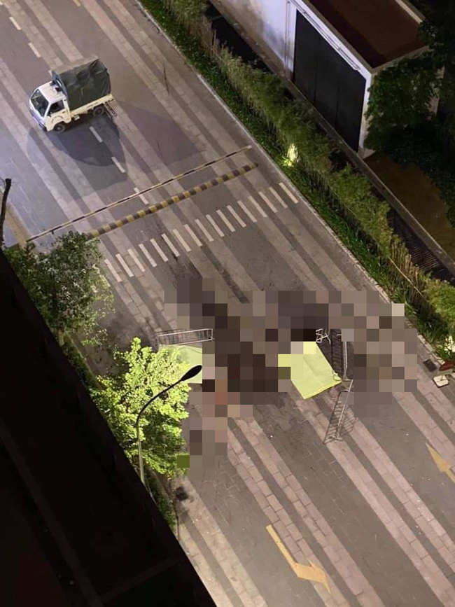 Hà Nội: Kinh hoàng 2 người cùng rơi từ tầng cao chung cư xuống đất tử vong tại chỗ-1