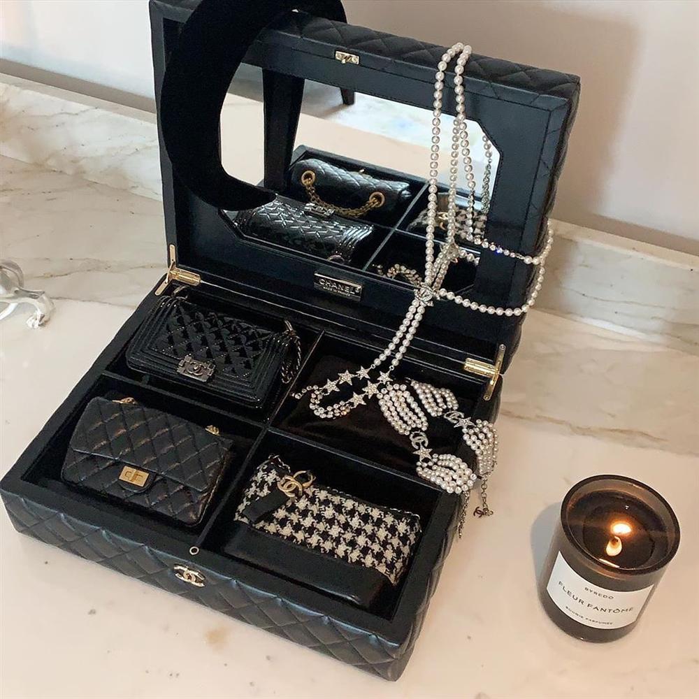 Ngọc Trinh mua set túi hiệu 650 triệu đụng hàng công chúa nhà Cường Đô La-7