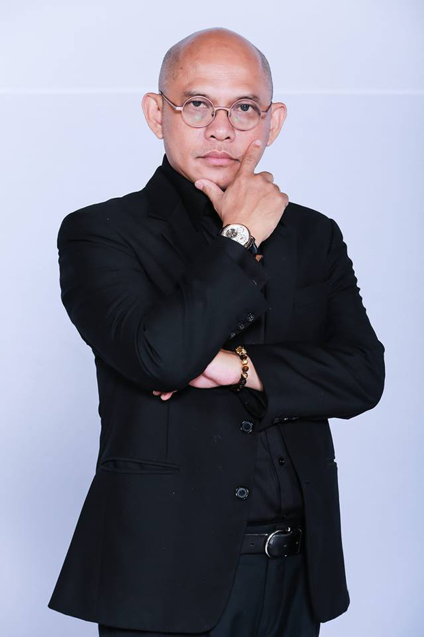 Diễn viên Quốc Thuận đăng đàn tố đối tác chơi xấu để thay thế đàn em, nói gì khi netizen gọi tên ông trùm Điền Quân?-4