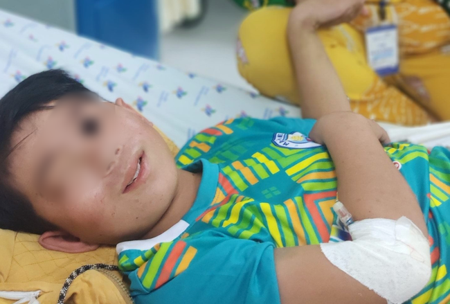Bé trai 13 tuổi biến chứng suy đa cơ quan nặng vì sốt xuất huyết: Bác sĩ cảnh báo căn bệnh nguy hiểm-3