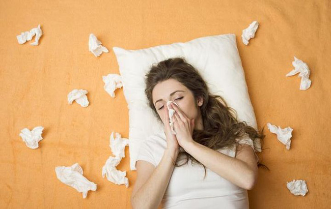 Không muốn lão hóa sớm và dễ mắc bệnh nguy hiểm thì cần bỏ ngay thói quen sử dụng điện thoại kiểu này-4