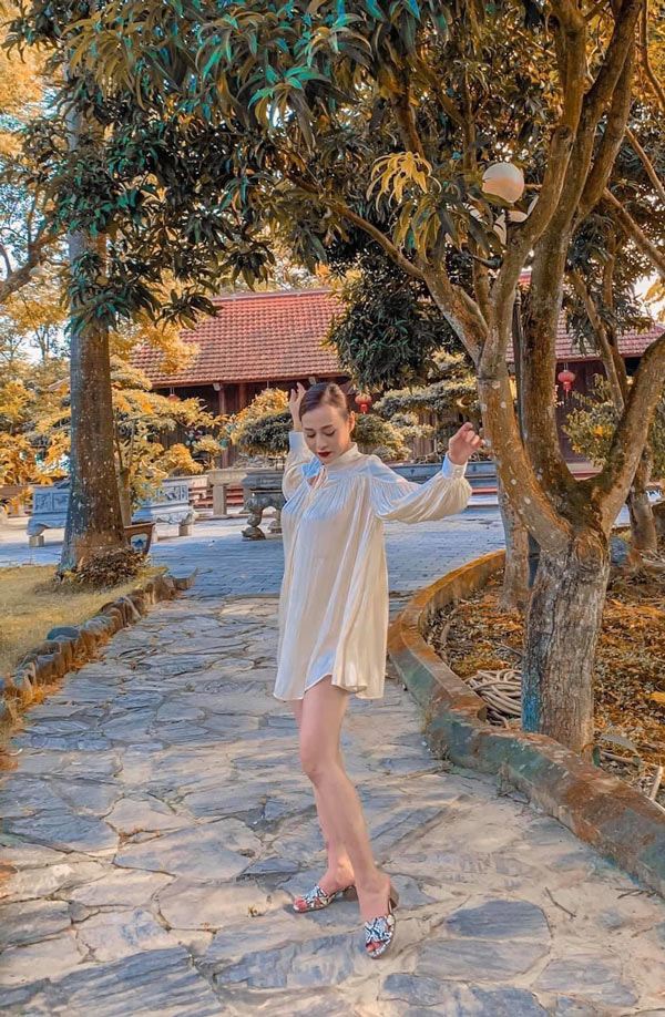 Sau chia tay bạn trai, Quỳnh Búp Bê ăn mặc lùng bùng giấu dáng khó hiểu-10