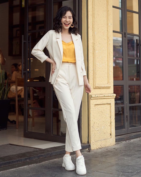 Hương Giang lúc nào cũng chanh sả nhờ diện blazer cực khéo, các nàng hóng ngay để lên hạng phong cách-17