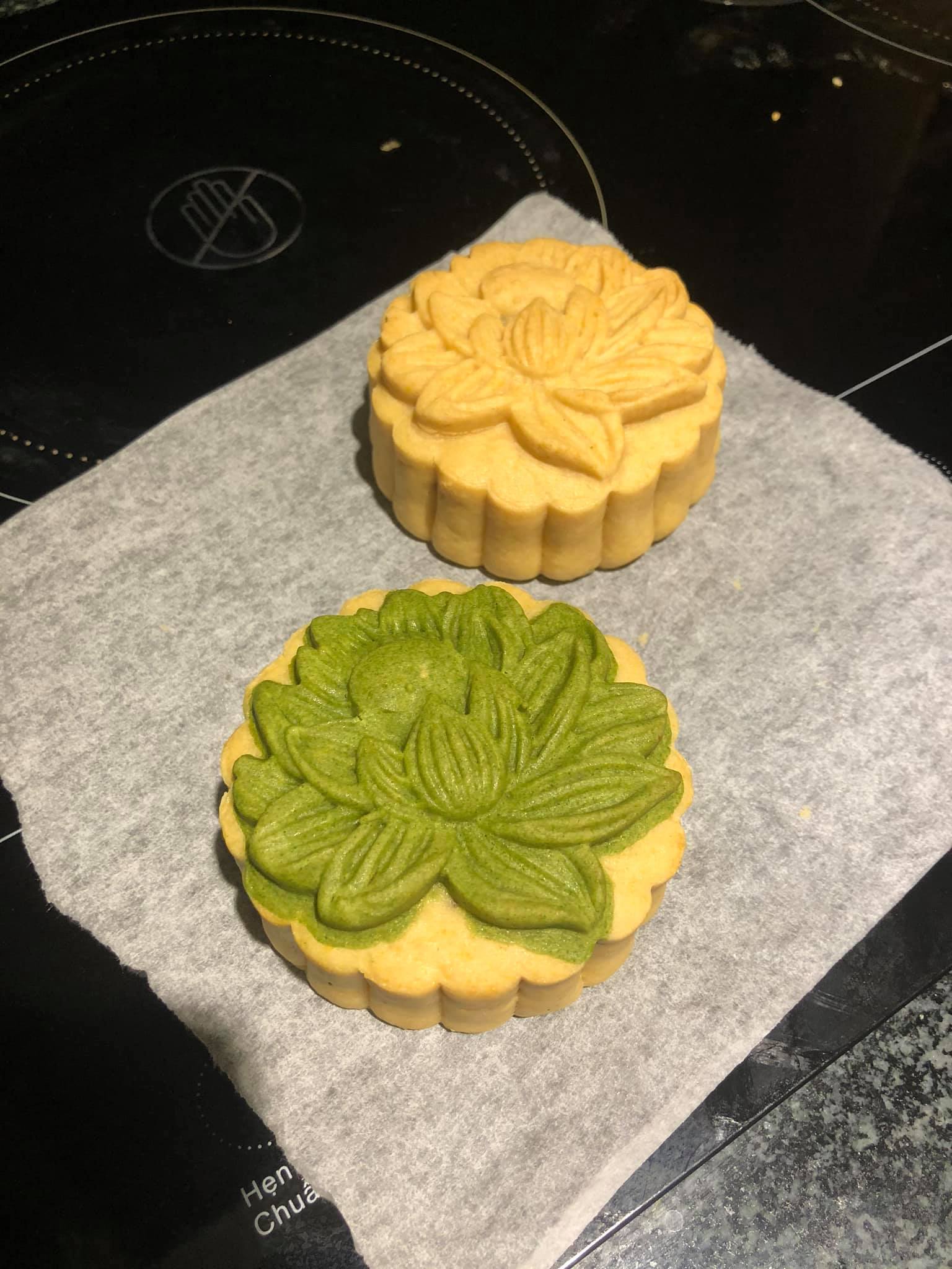 Còn vài tuần nữa là Trung thu, trình độ làm bánh nướng bằng nồi chiên không dầu của các chị em đã đạt đỉnh cao thế này rồi-34