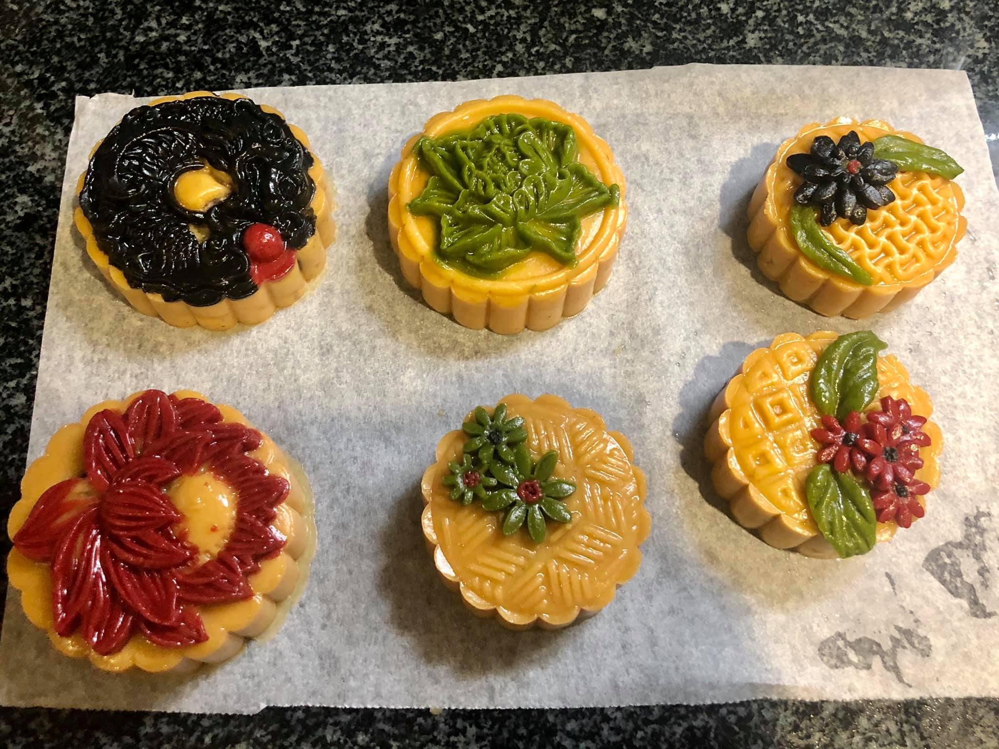 Còn vài tuần nữa là Trung thu, trình độ làm bánh nướng bằng nồi chiên không dầu của các chị em đã đạt đỉnh cao thế này rồi-35