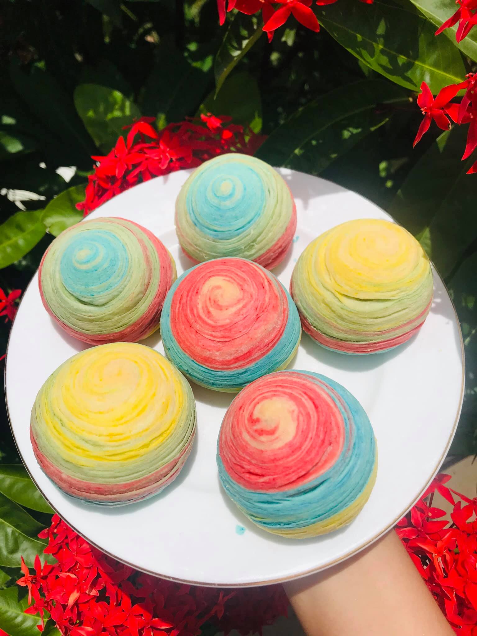 Còn vài tuần nữa là Trung thu, trình độ làm bánh nướng bằng nồi chiên không dầu của các chị em đã đạt đỉnh cao thế này rồi-39