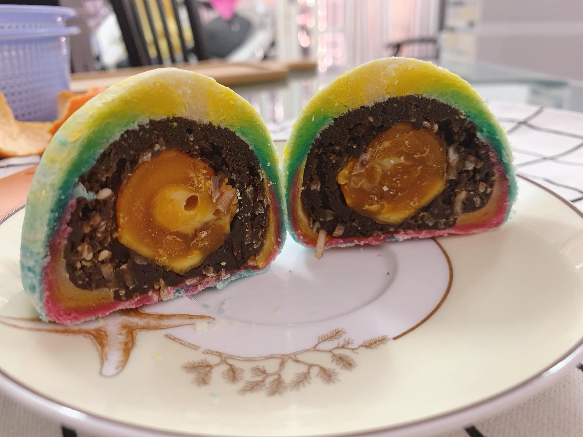 Còn vài tuần nữa là Trung thu, trình độ làm bánh nướng bằng nồi chiên không dầu của các chị em đã đạt đỉnh cao thế này rồi-43