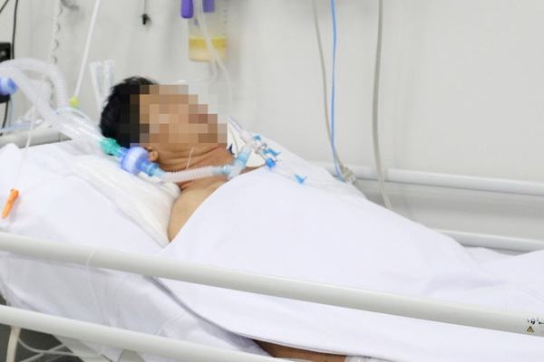 Thêm một người bị ngộ độc pate Minh Chay ở TP.HCM-1