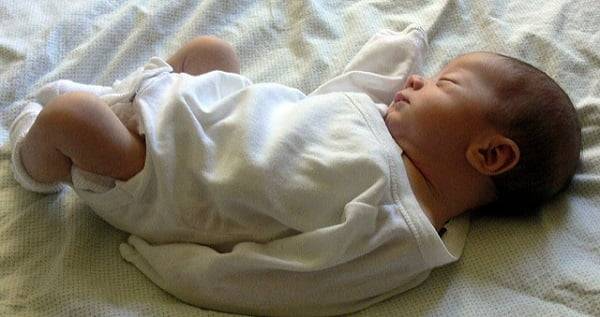 Trẻ dưới 1 tuổi có 3 hành động này trong khi ngủ lớn lên sẽ rất thông minh-2